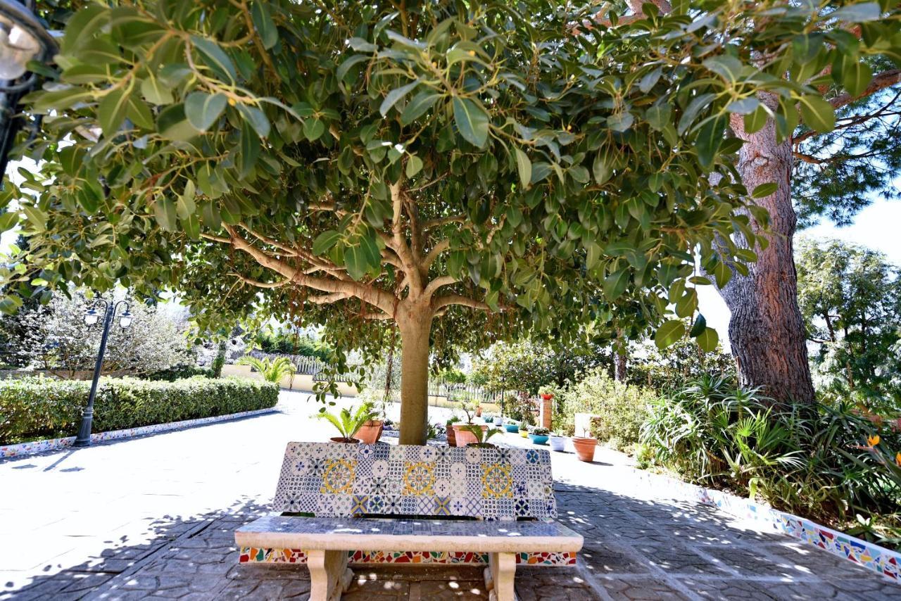 Villa Tina ซานตามาเรีย ดิ กาสเตลลาบาเต ภายนอก รูปภาพ